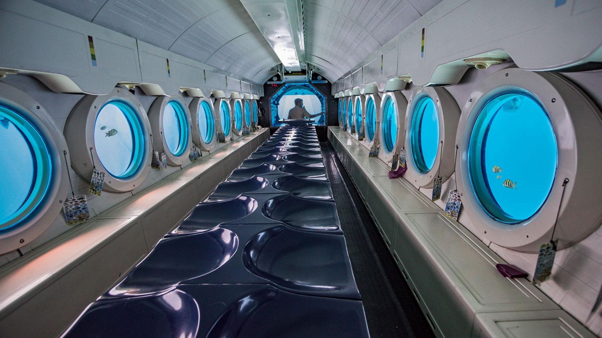 Tour con traslado al Atlantis submarino