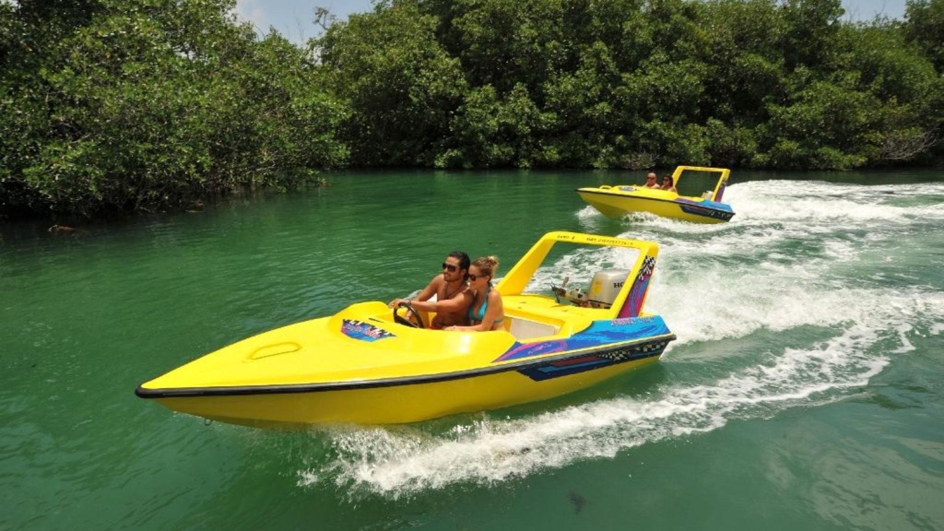 Tour en el Speed boat